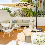 Lejlighed Gh-modern 2 Bed With Pool In