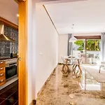 Lejlighed Gh-modern 2 Bed With Pool In Estepona