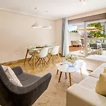 Gh-modern 2 Bed With Pool In Lejlighed *