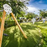 Lejlighed Gh-modern 2 Bed With Pool In *