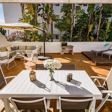 Gh-modern 2 Bed With Pool In Lejlighed *