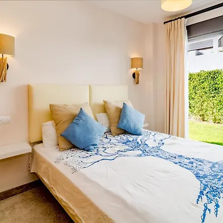 Apartamento Gh-modern 2 Bed With Pool In Estepona