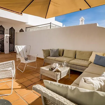 Apartamento Gh-modern 2 Bed With Pool In Estepona
