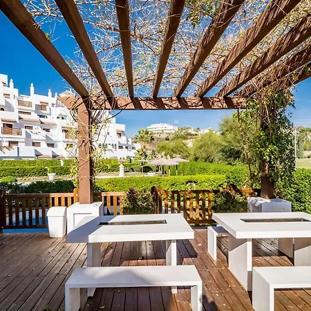 Gh-modern 2 Bed With Pool In Lejlighed *