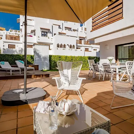 Appartement Gh-modern 2 Bed With Pool In *